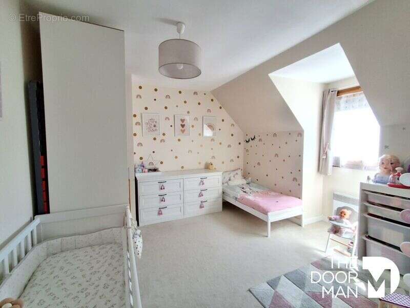 Maison à LE PERRAY-EN-YVELINES