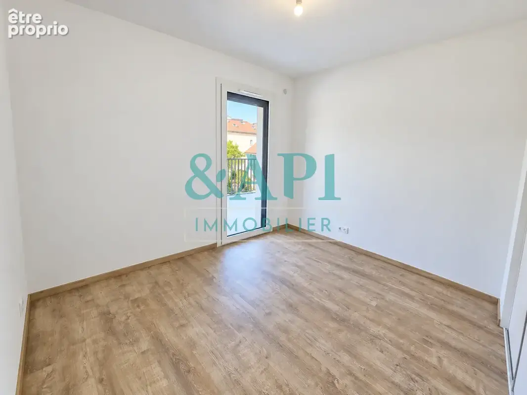 Evian les bains dans un cadre exceptionnel face lac un appartement t4 avec terrasse - photo 9