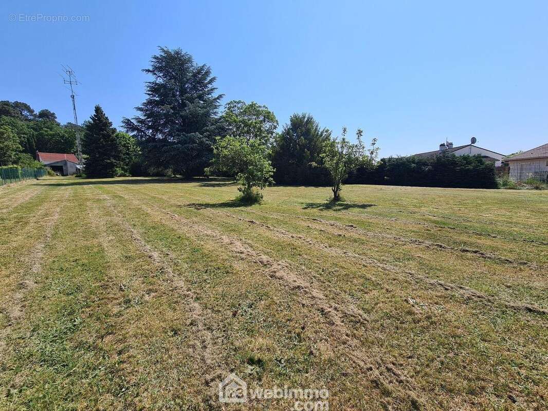 Un terrain plat et clos. - Terrain à BOUTIGNY-SUR-ESSONNE