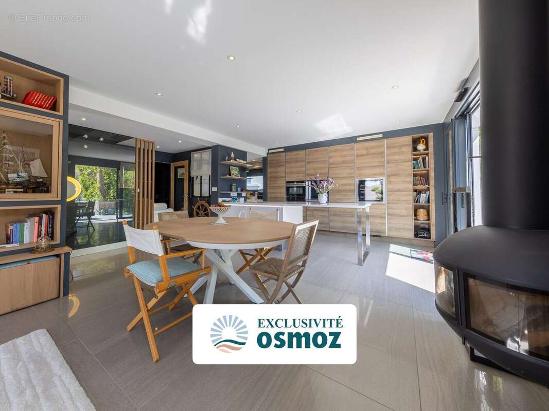 Maison 219 m² à La Rochelle  - photo 6