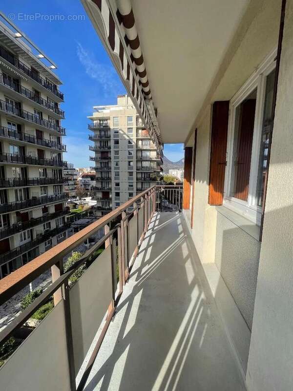 Appartement à GRENOBLE