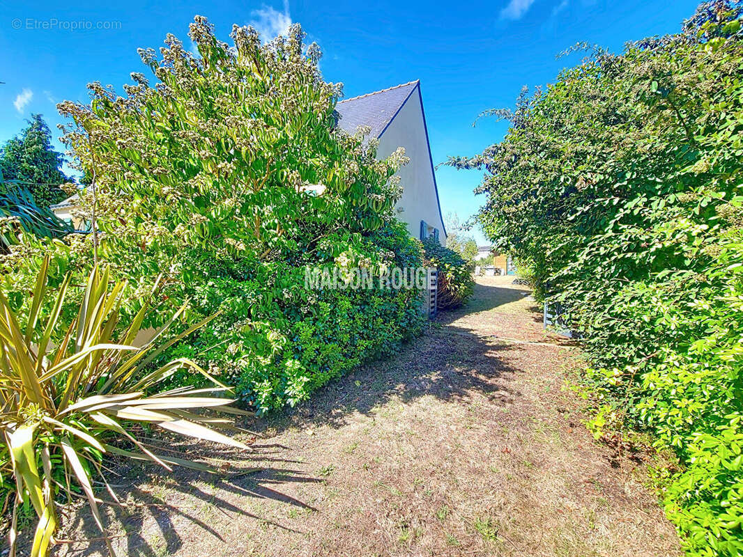 Maison à LARMOR-BADEN