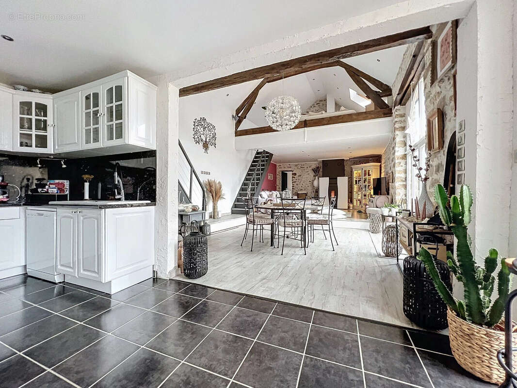 Maison à FONTAINEBLEAU