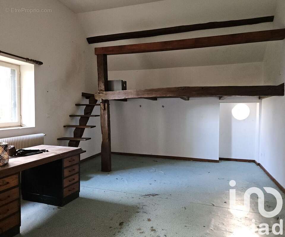 Photo 8 - Maison à SENS-BEAUJEU