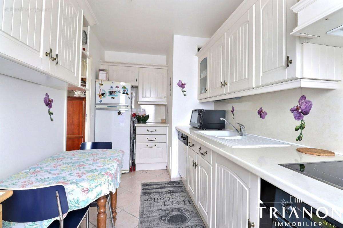 Appartement à VILLEPREUX