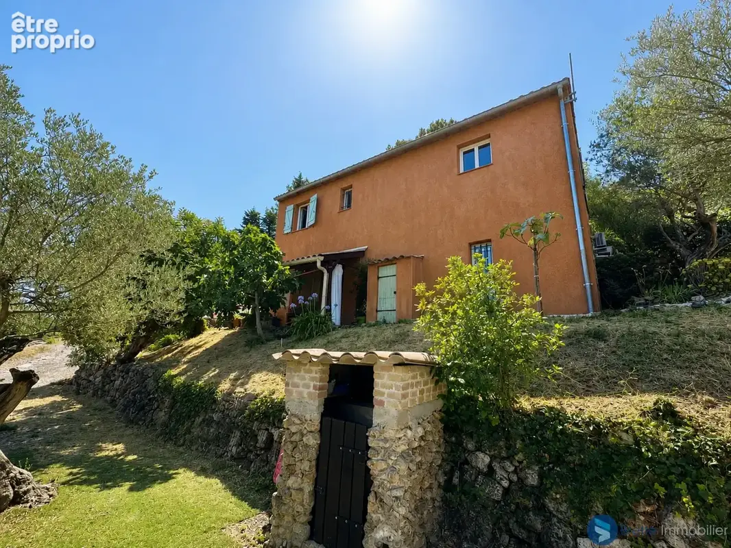 Maison à SOLLIES-TOUCAS
