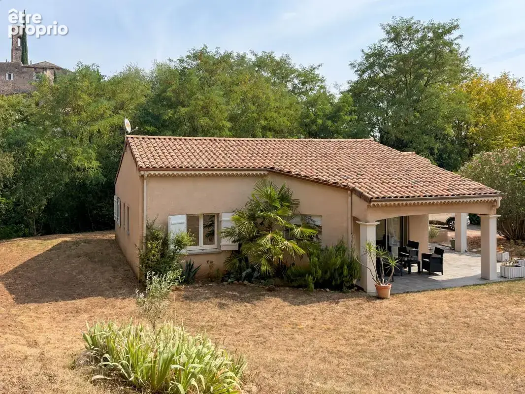 Saint-Georges-les-Bains — Maison Plain-pied 122m² familial dans un havre de paix - 4 chambres - Garage - photo 2