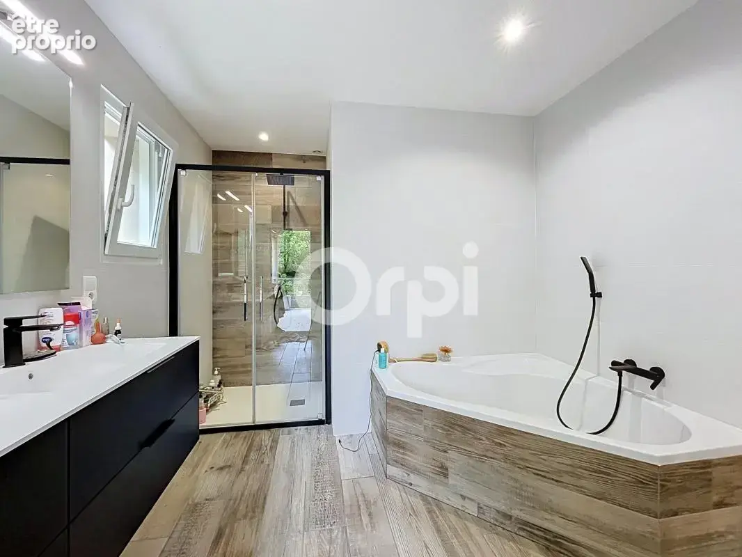 COSNAC – Maison d’architecte avec piscine et vue dégagée - photo 8