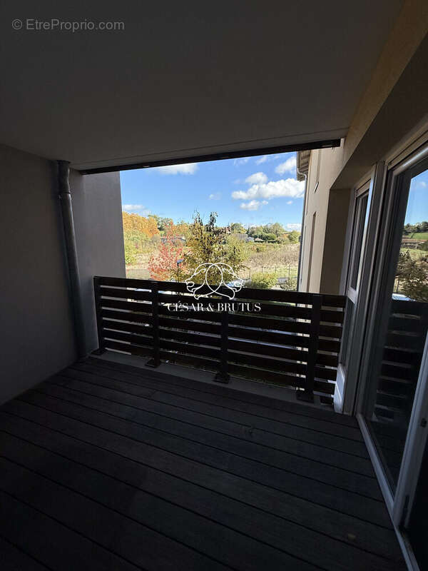 Appartement à CAILLOUX-SUR-FONTAINES