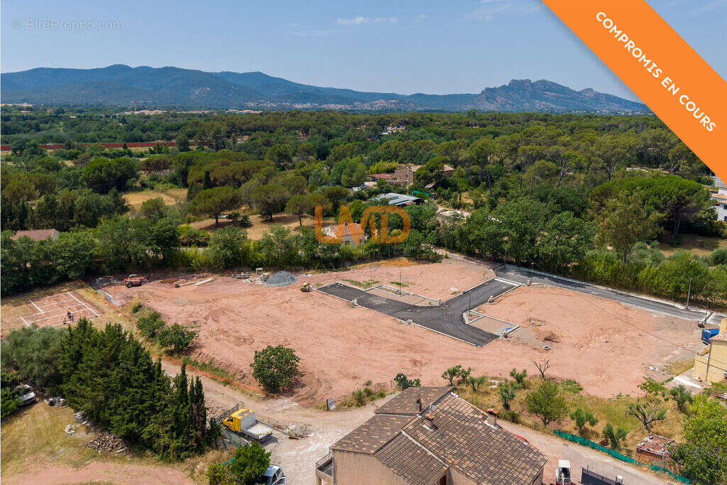 Puget-sur-Argens (83480) - Terrains Constructibles - photo 3