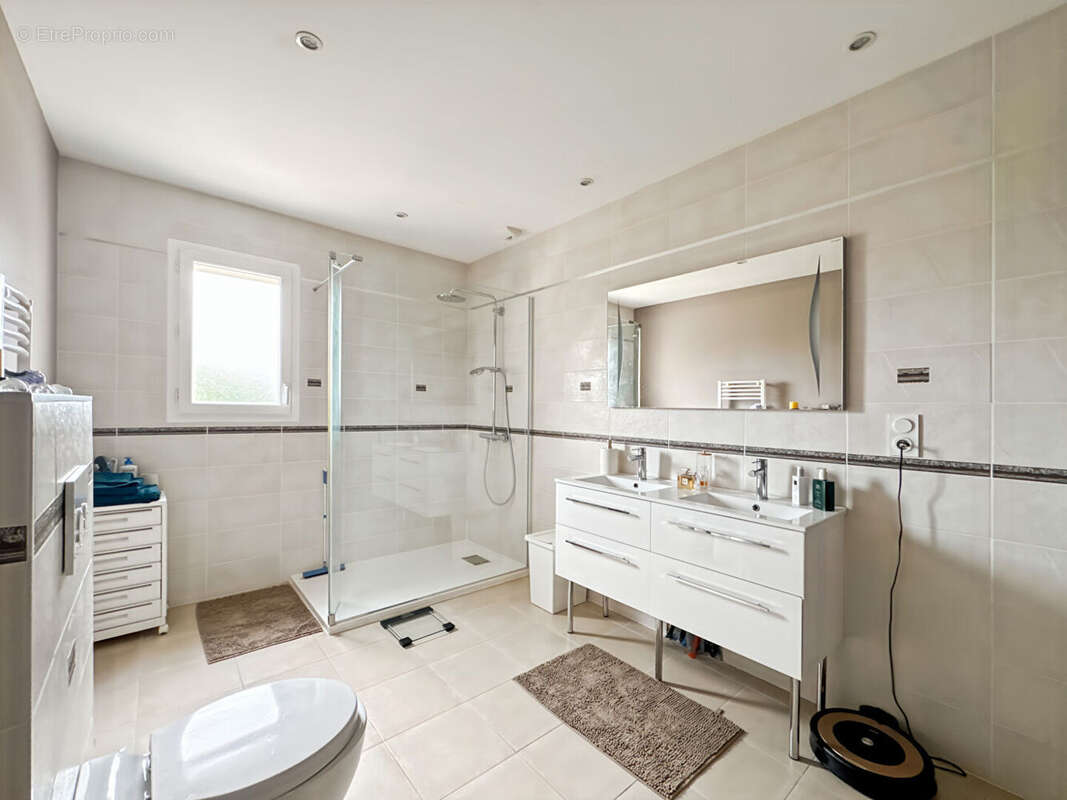 Maison à VILLENAVE-D&#039;ORNON