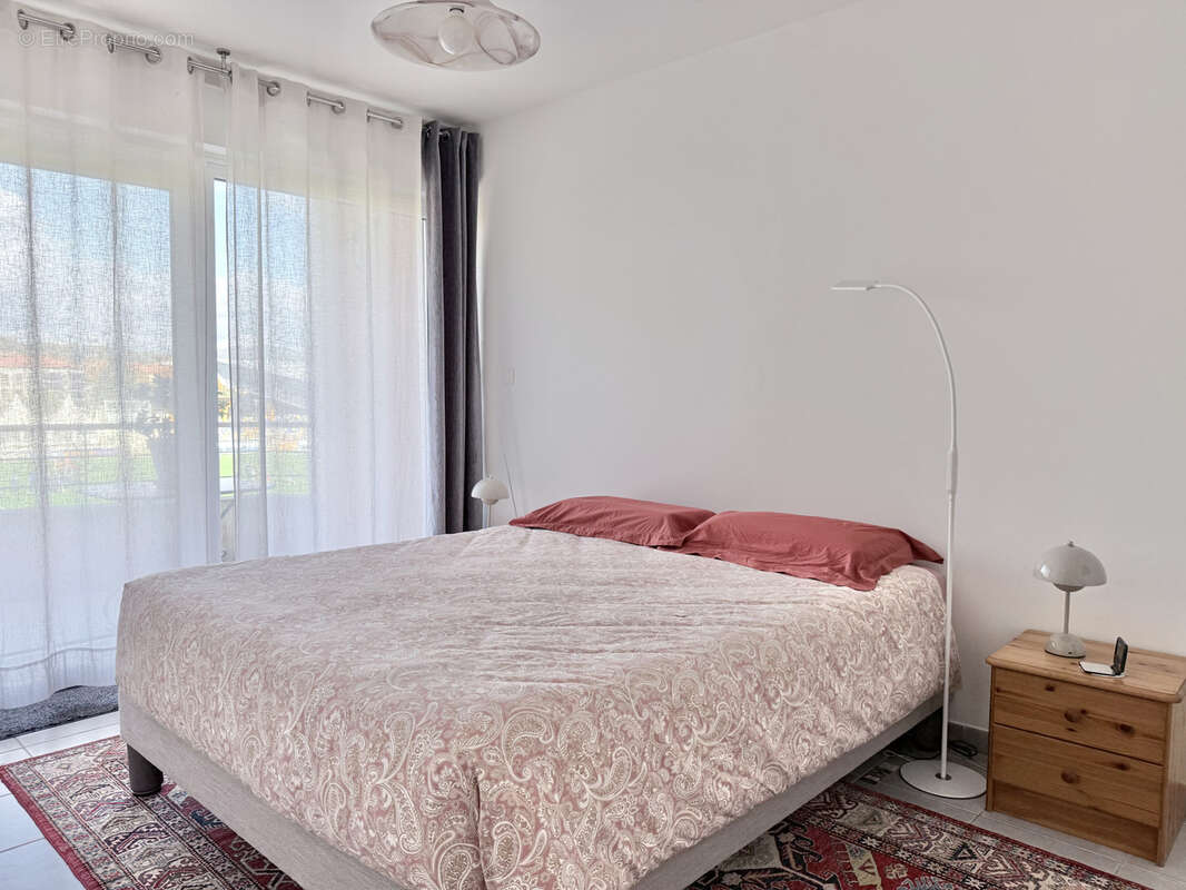 Appartement à HYERES