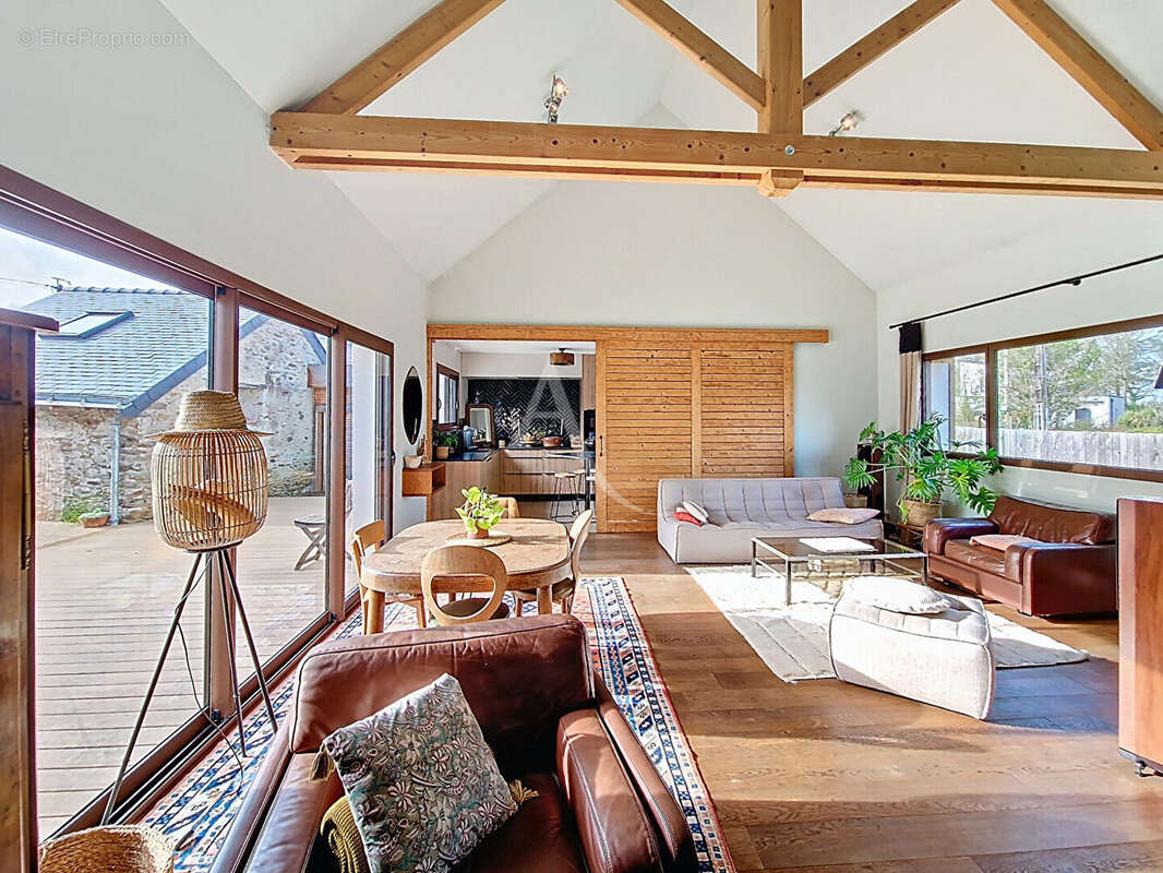 Maison à SUCE-SUR-ERDRE