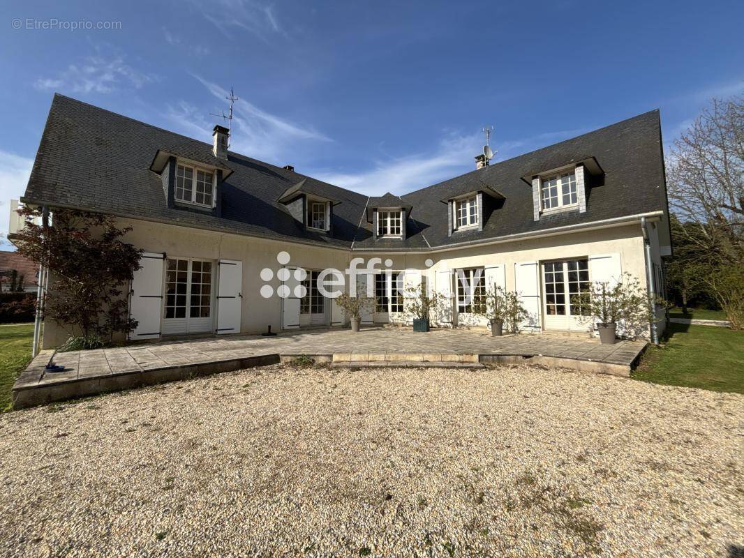 Maison à EVRON