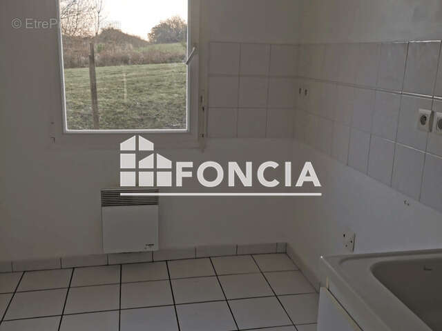 Appartement à PUJOLS