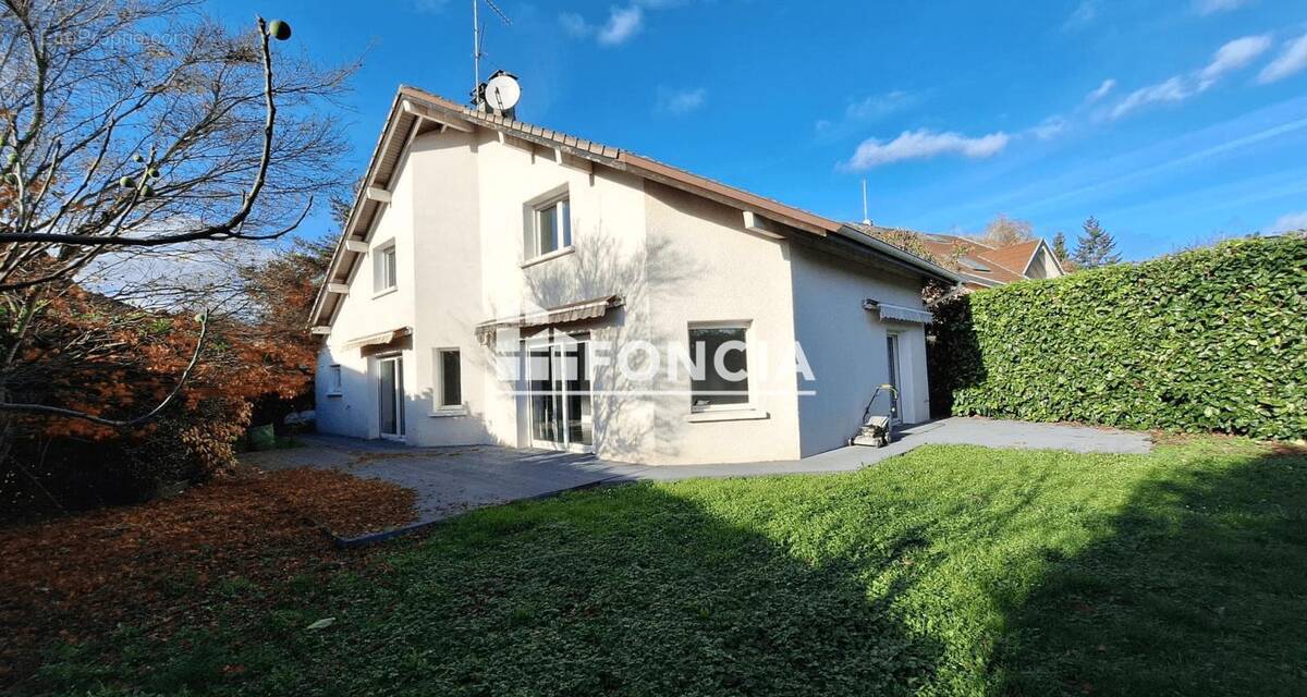 Maison à PREVESSIN-MOENS