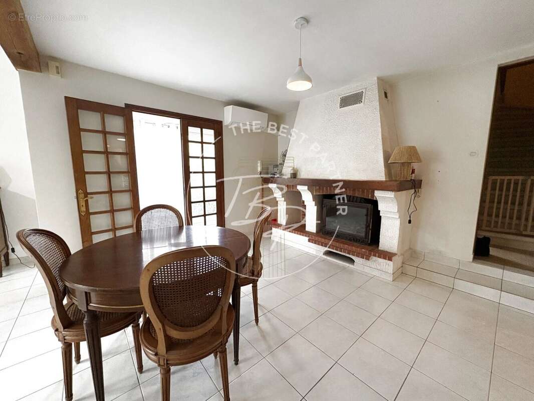 Maison à VALRAS-PLAGE