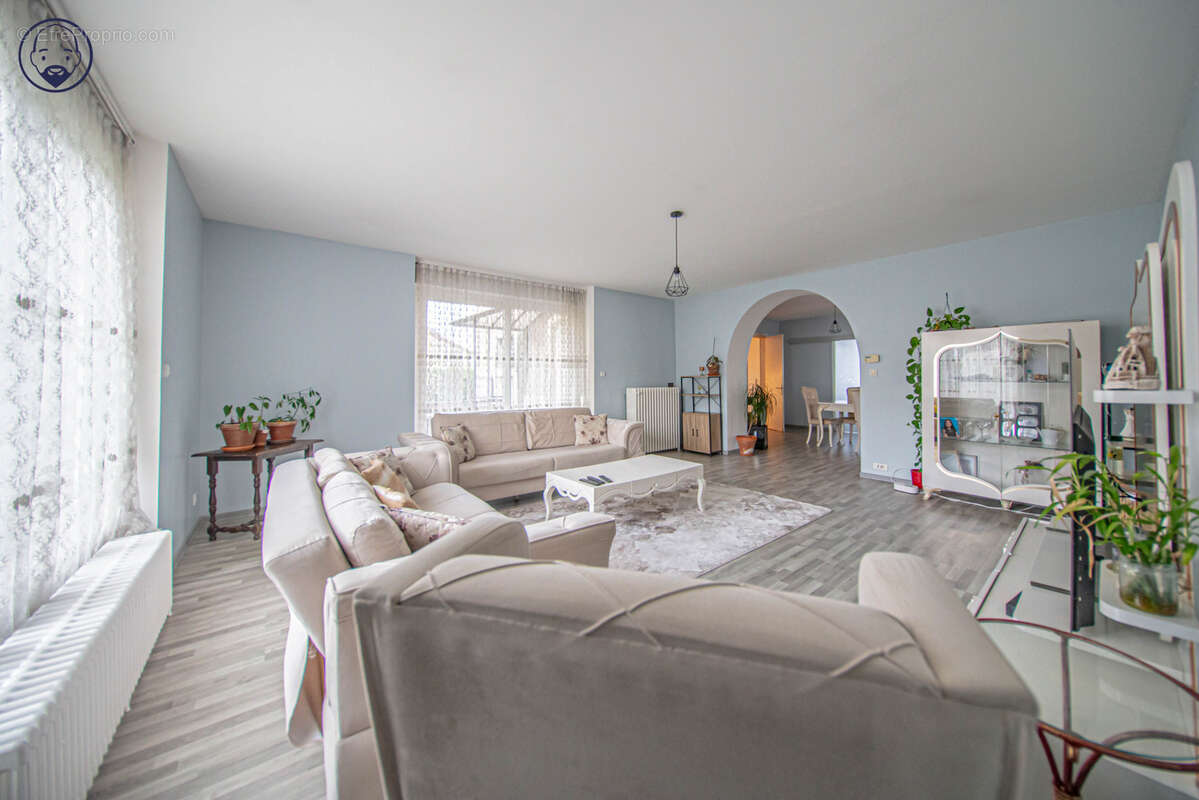 Maison à VAUCOULEURS