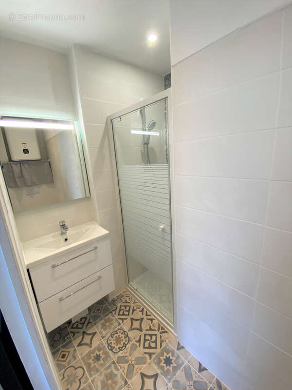 Appartement à MARSEILLE-5E