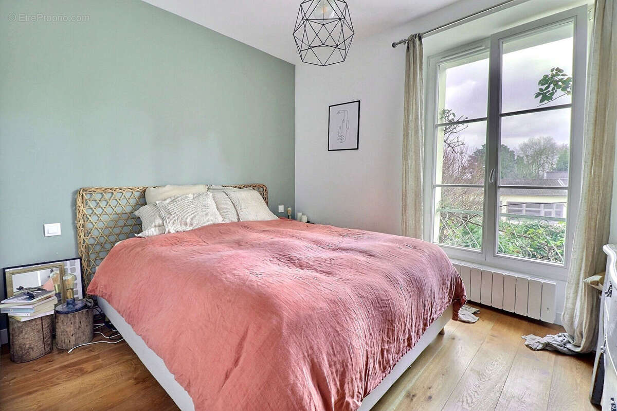 Appartement à MAREIL-MARLY