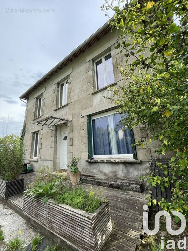 Photo 1 - Maison à SUSSAC