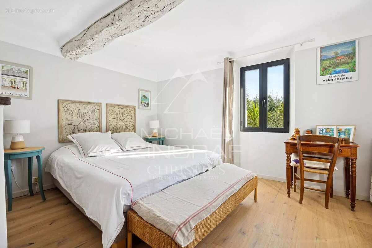 Maison à PEYMEINADE