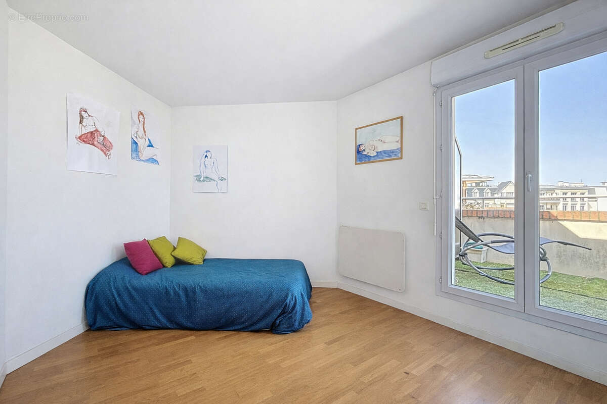 Appartement à SURESNES