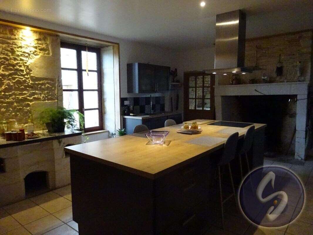 Maison à NIORT