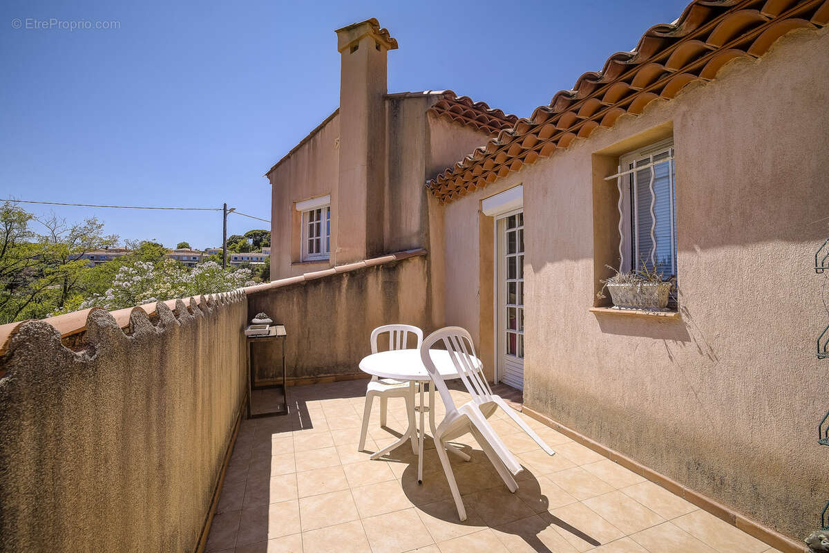 Nice Ouest , agréable villa indépendante de 214m2 avec piscine - photo 17