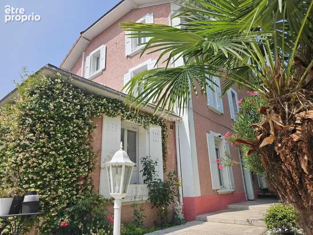 Maison 9 pièces 224 m² à vendre à Villard-Bonnot (38190) - photo 5