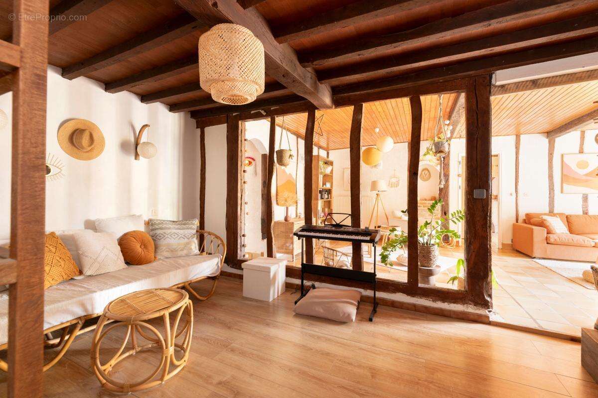 Maison à VIELLE-TURSAN