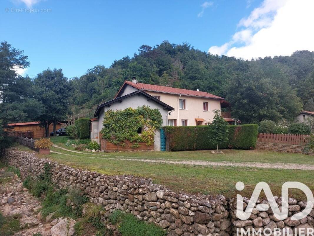 Photo 1 - Maison à RETOURNAC