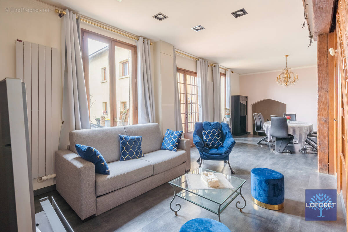 Maison à LE BLANC-MESNIL