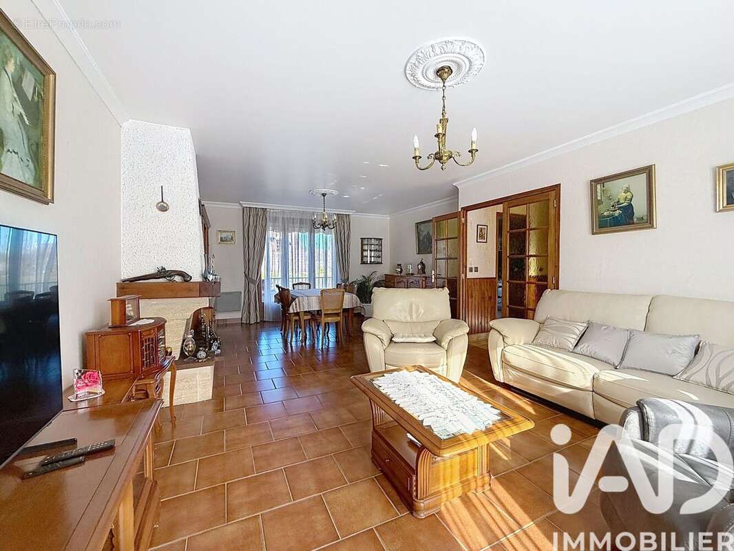 Photo 2 - Maison à YERRES