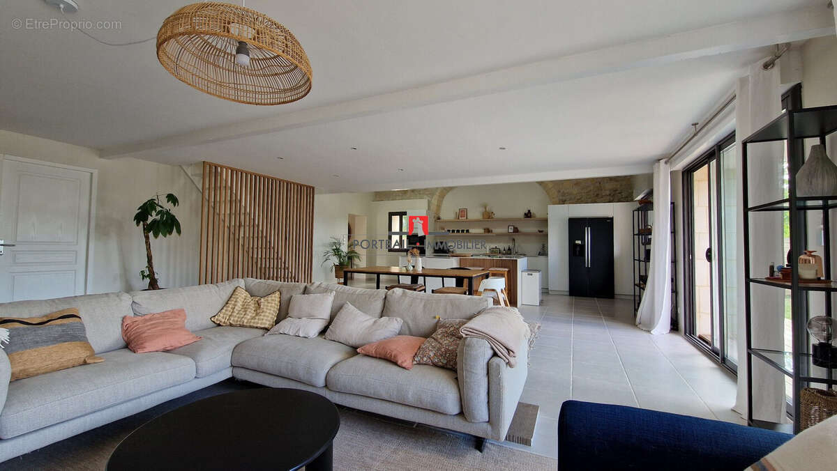 Maison à SAINT-ANDRE-DE-CUBZAC