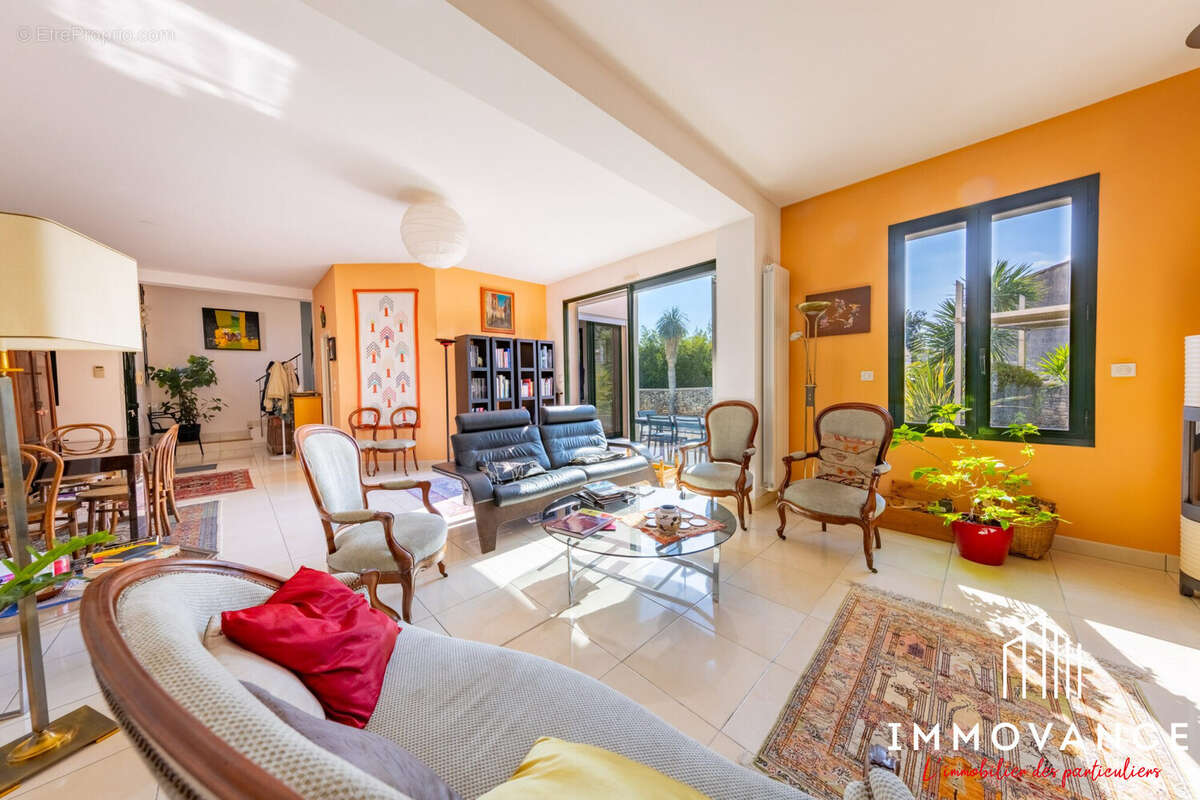 Maison à VENDARGUES