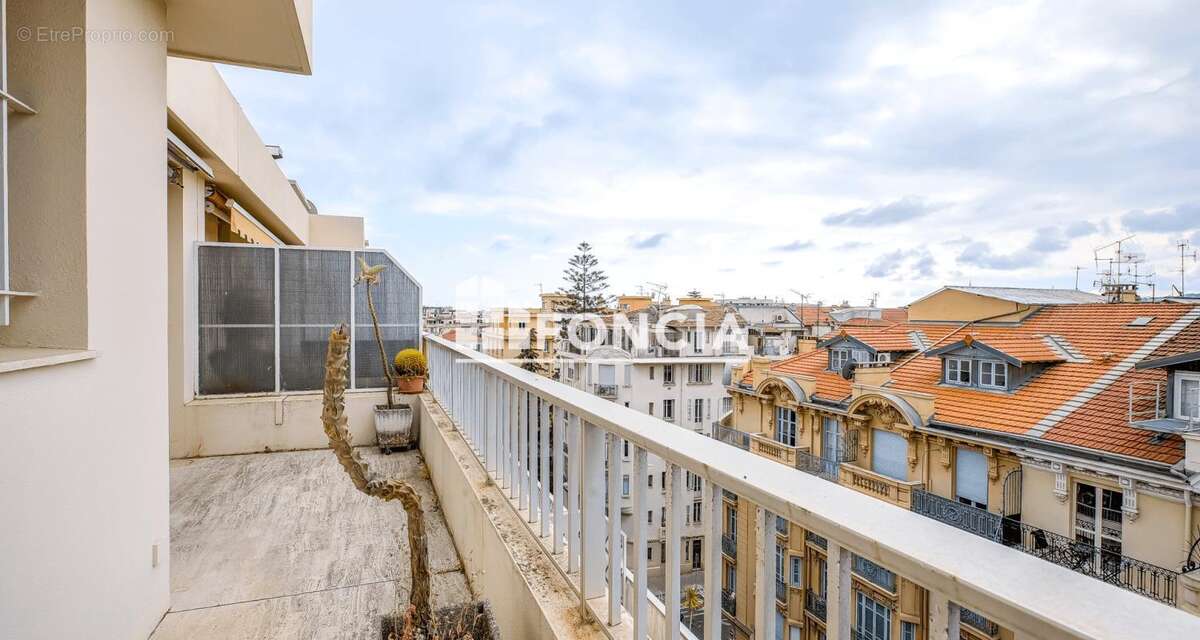 Appartement à NICE