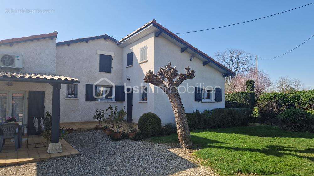 Maison plain pied - 4 chambres - veranda - grand garage - parc arbore - photo 22