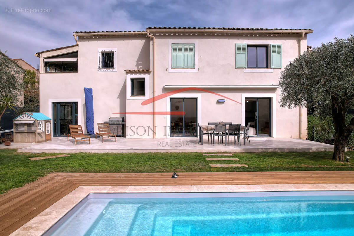 Maison à LA COLLE-SUR-LOUP