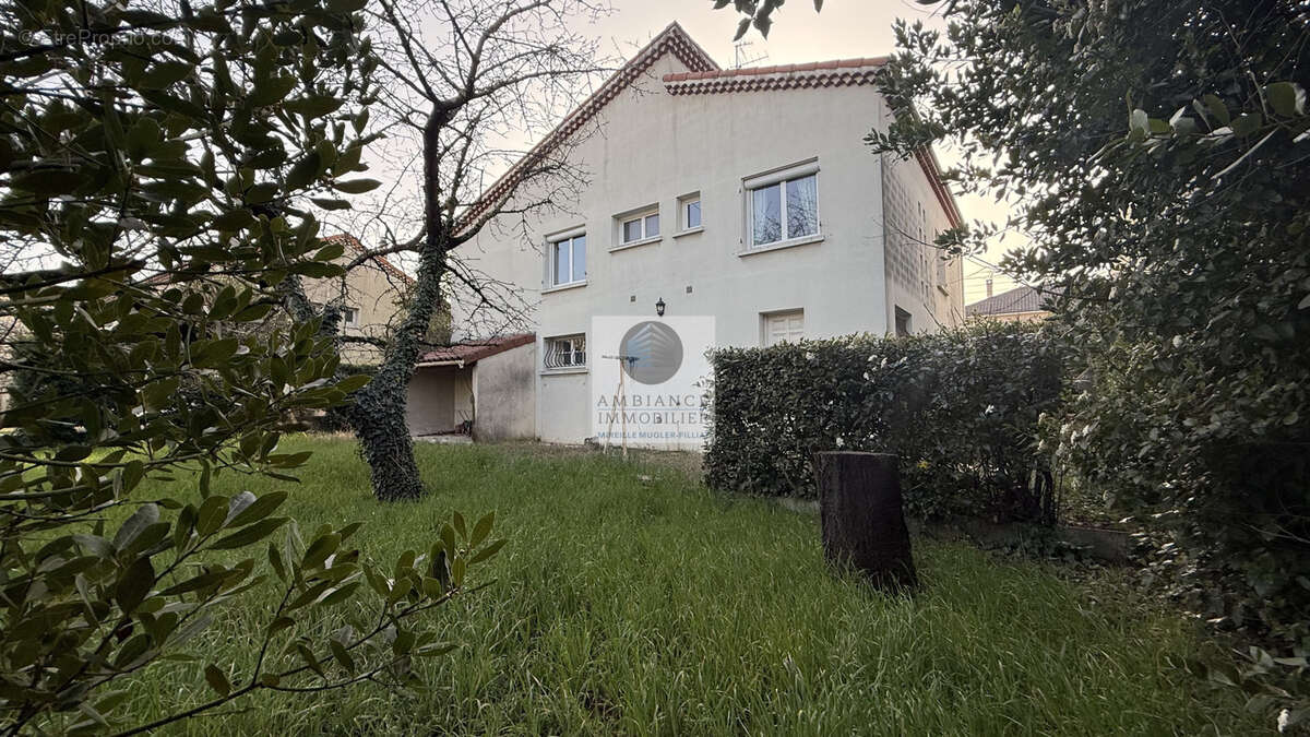 Maison à PORTES-LES-VALENCE