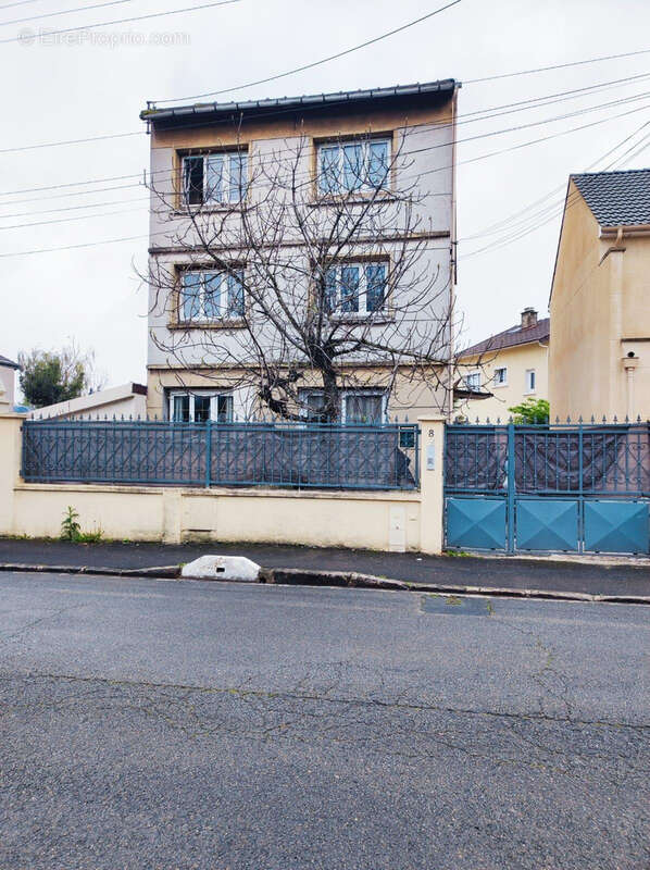 Maison à LE BLANC-MESNIL