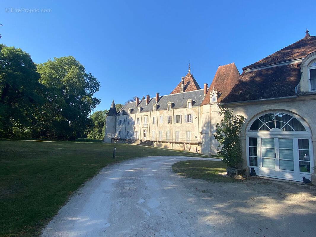 Appartement à BEIRE-LE-CHATEL