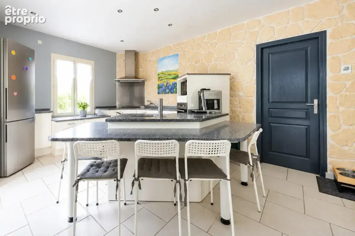 Maison de 8 pièces de 180 m² à Jambville - photo 8