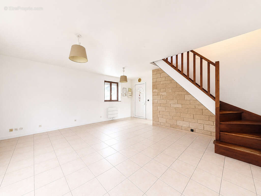 Appartement à LIEUSAINT