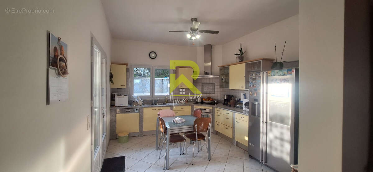 Maison à LEZIGNAN-CORBIERES