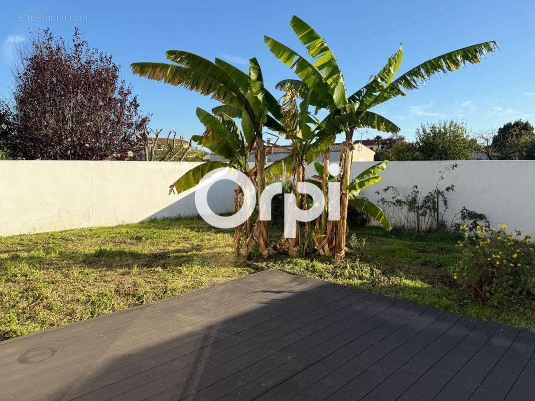 Maison de plain-pied à FOURAS - photo 3