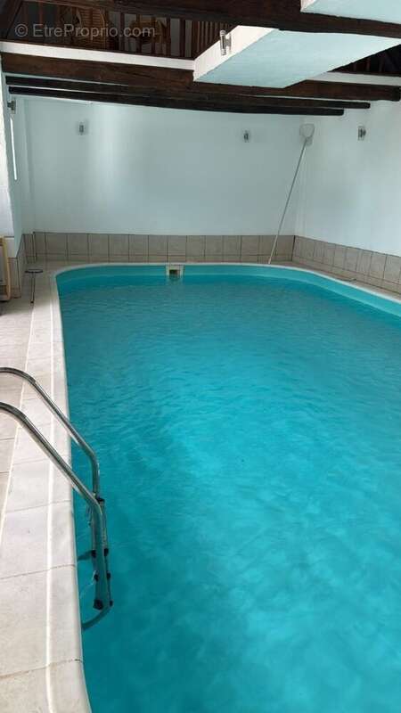 Maison à NOYAL-PONTIVY