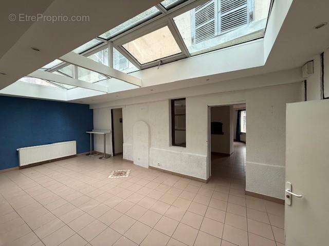 Commerce 175 m² à Orbec  - photo 3