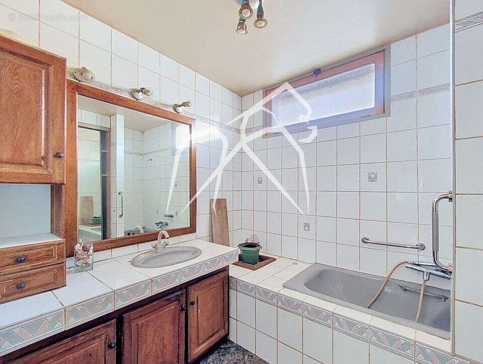 Appartement à CAUDEBEC-LES-ELBEUF