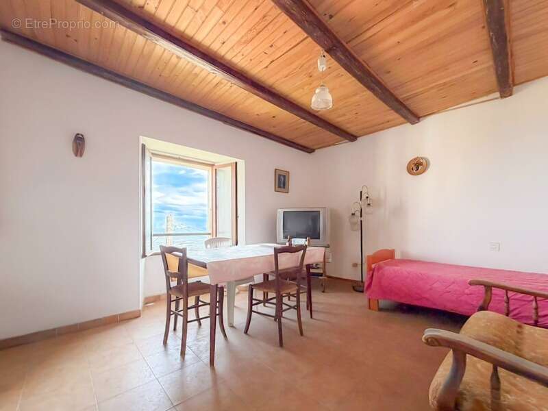 Appartement à LINGUIZZETTA